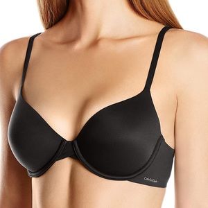 Calvin Klein Plunge Bra 36A *NWT*
